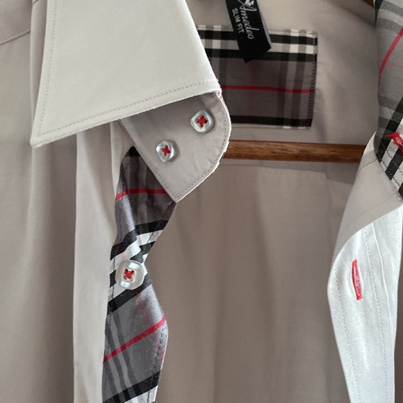 Shirt and cufflinks (not included). - Picture 2 of 5